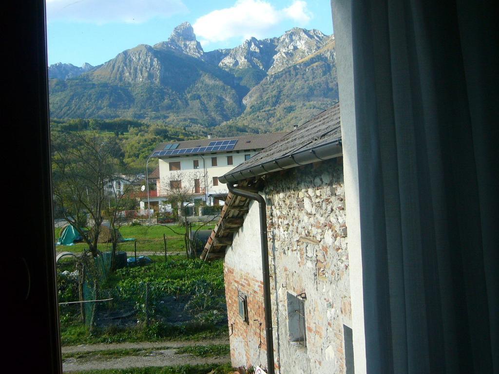 Case Pizzocco 3 A Santa Giustina Meano Exterior photo